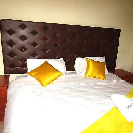 African Cave Lodge Hammanskraal Zewnętrze zdjęcie