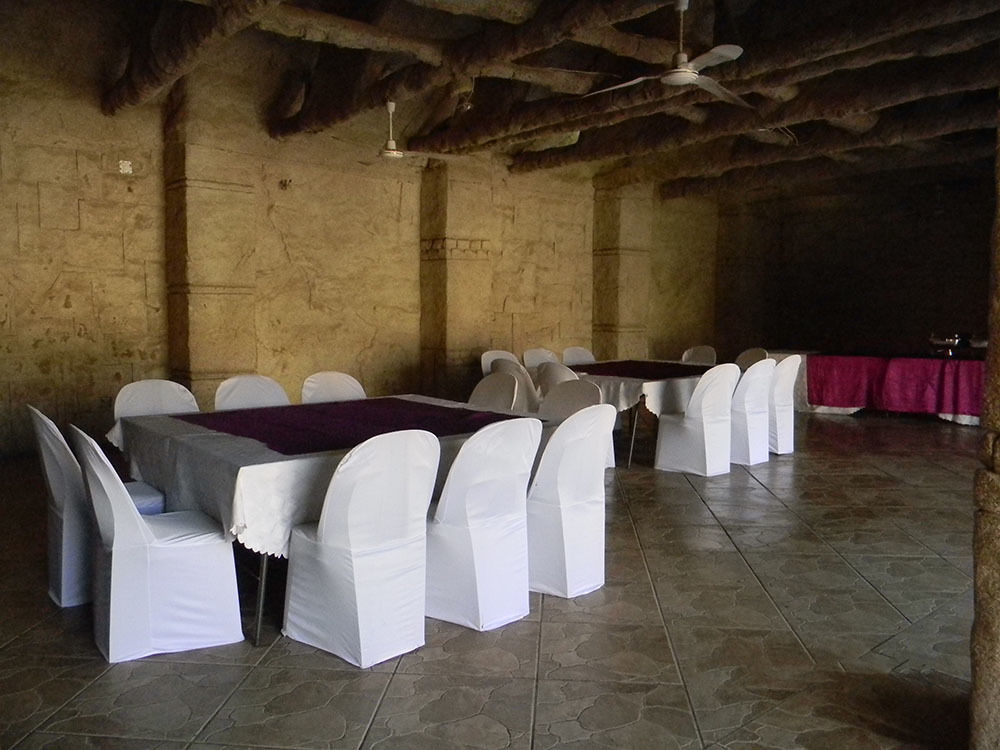 African Cave Lodge Hammanskraal Zewnętrze zdjęcie