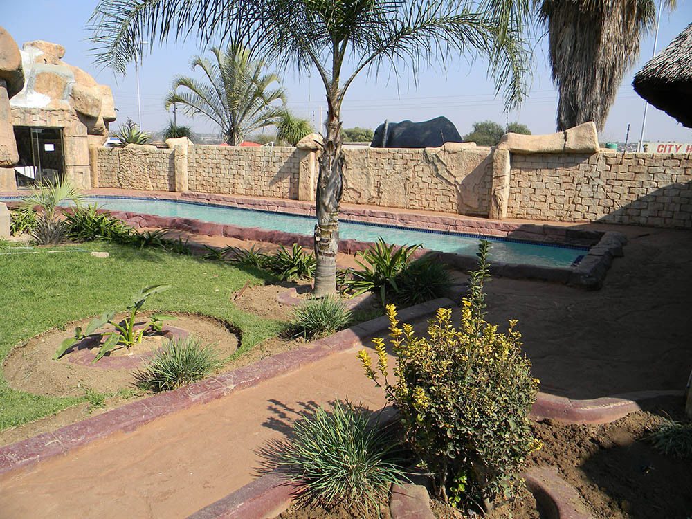 African Cave Lodge Hammanskraal Zewnętrze zdjęcie