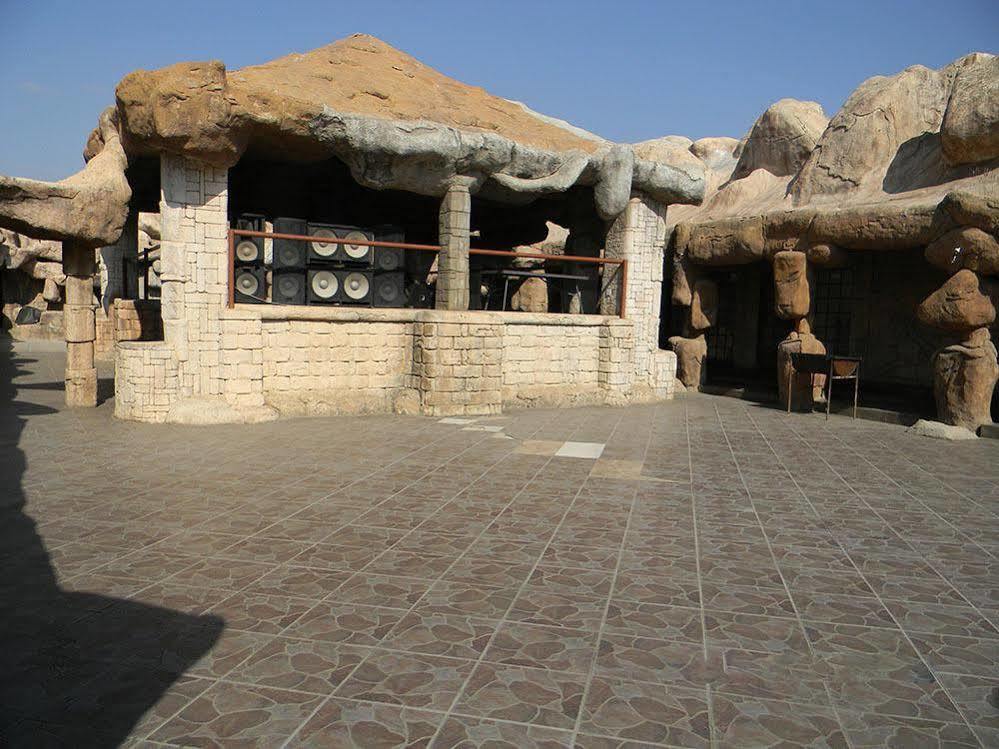 African Cave Lodge Hammanskraal Zewnętrze zdjęcie